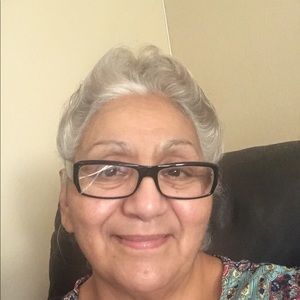 Meet your Posher, Edna